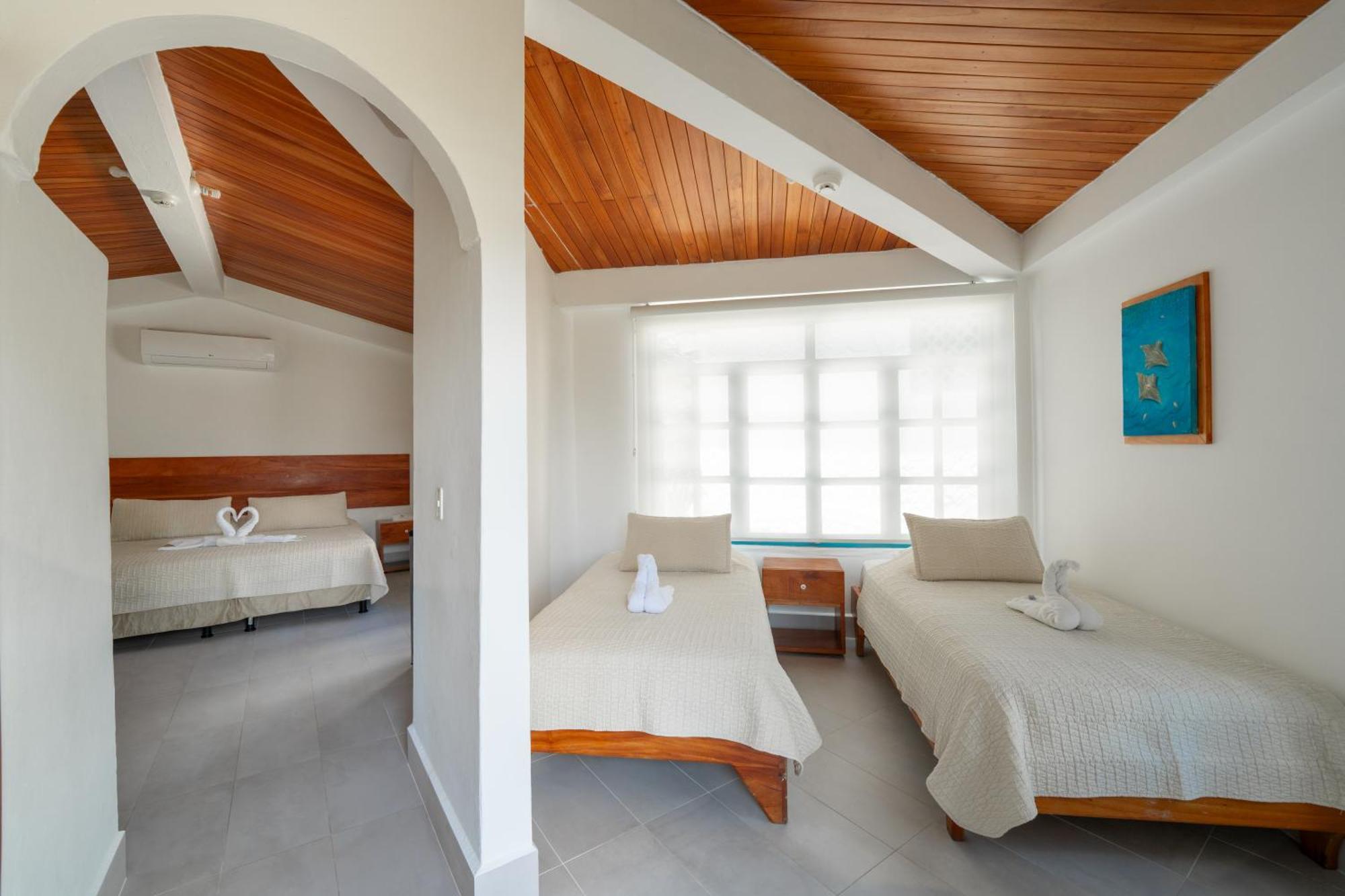 Fiesta 3* Puerto Ayora (Galapagos Islands)