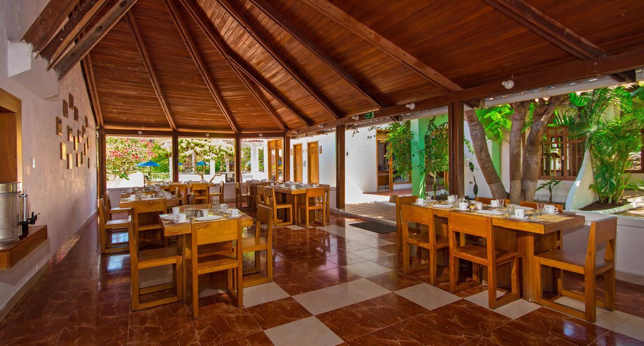 Fiesta Puerto Ayora (Galapagos Islands)